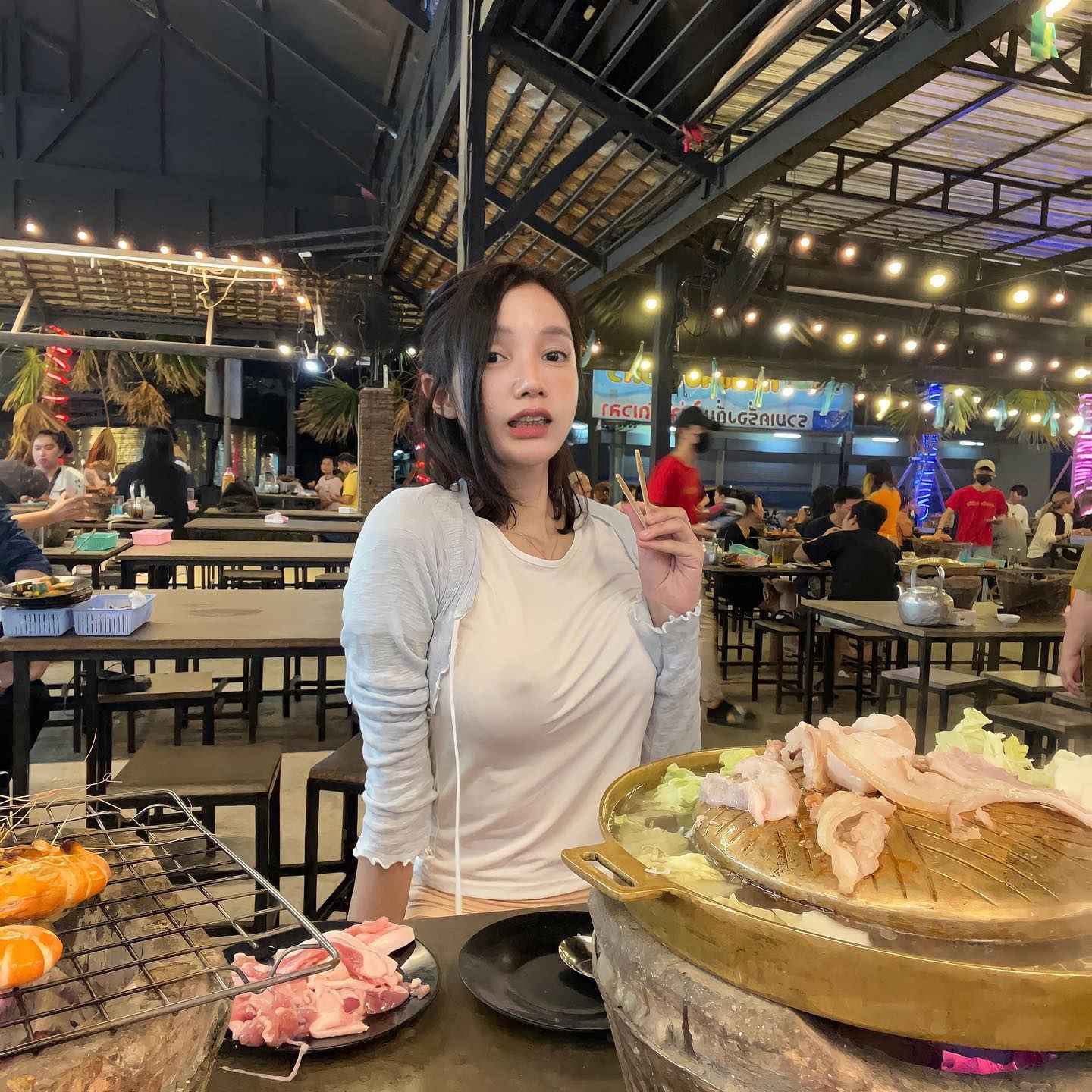 เปิดวาร์ปสาวสวย หมิง น่านฟ้า บงกชลักษณ์ mingdekza นางแบบสาวเซ็กซี่ มหาสารคาม	